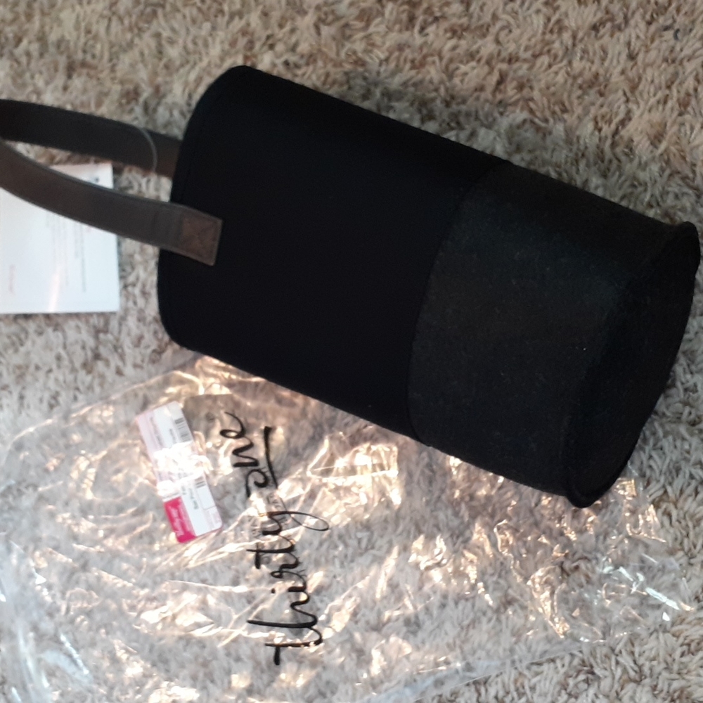 Black Felt Wine & Gift Bag, new in plastic